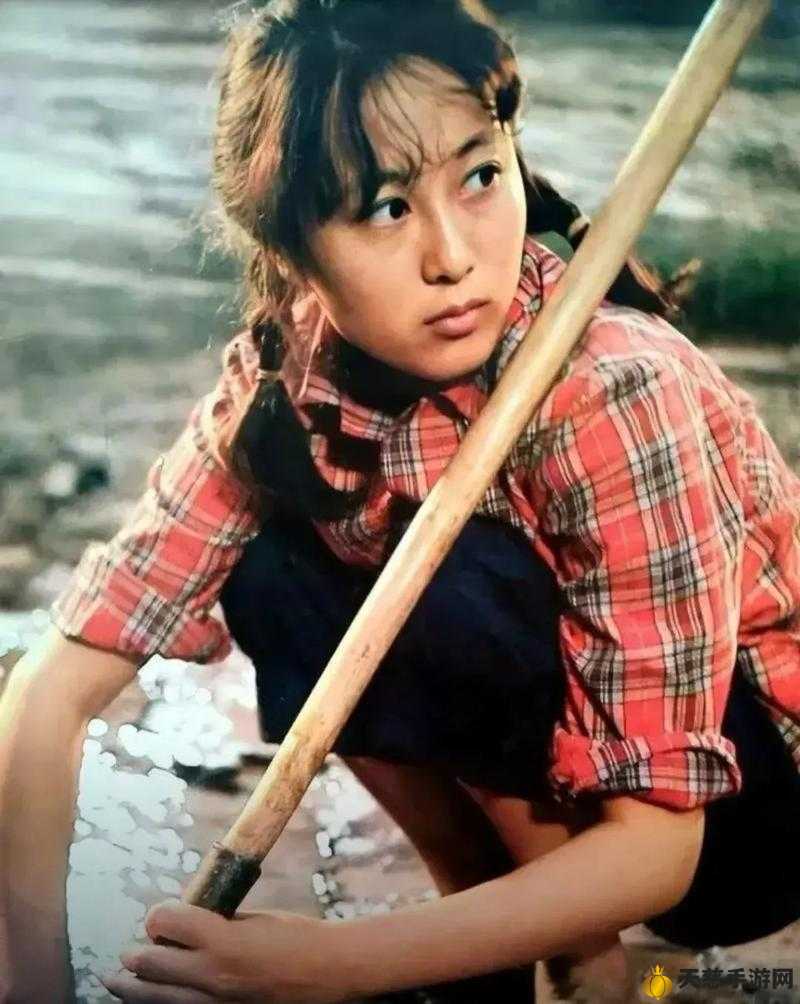 幸福生活中倪洪霞的多彩人生故事